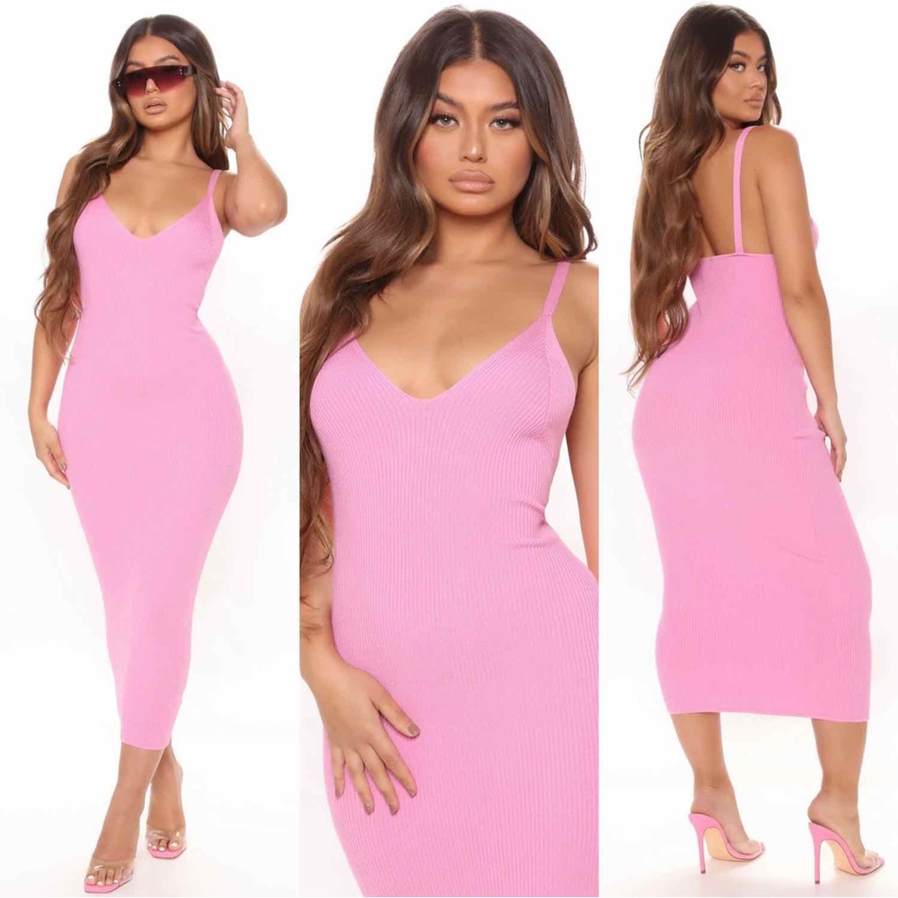 💥 NEW | Pink Sweater Midi Dress